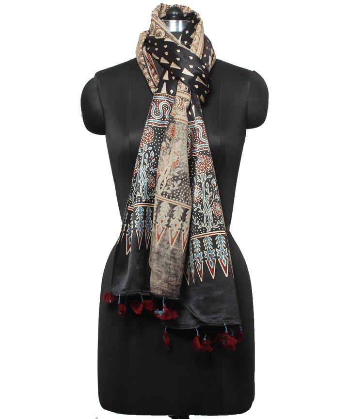 Black offwhite mashru handloom ajrakh stole