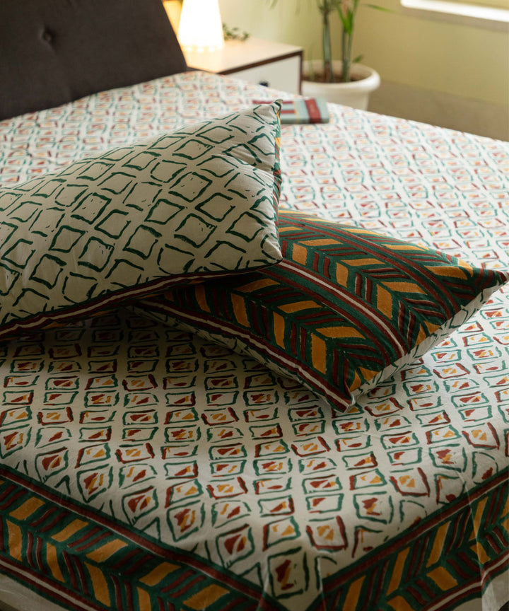 White green pillow block print sanganeri cotton double bed bedsheet