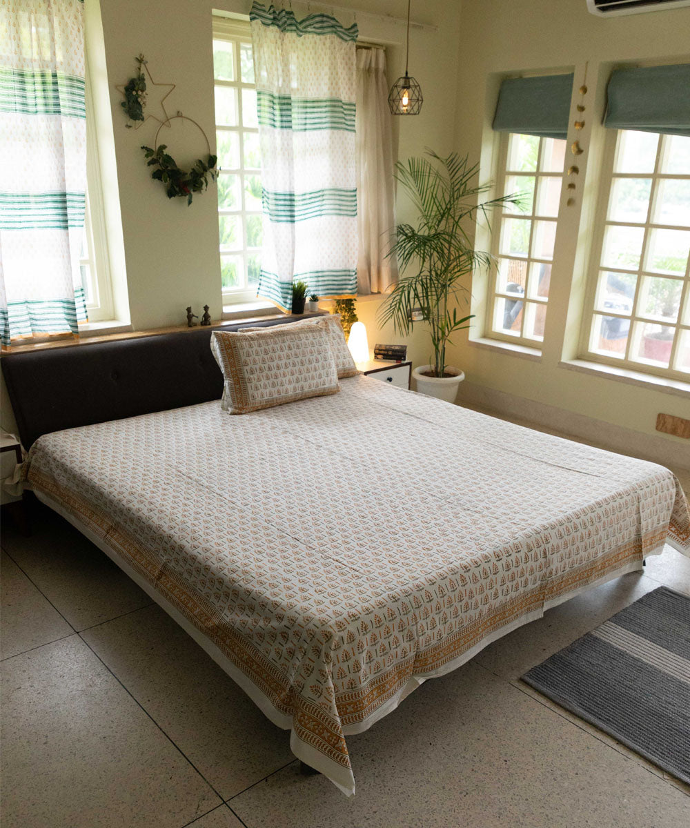 White yellow motif block printed sanganeri double bed bedsheet