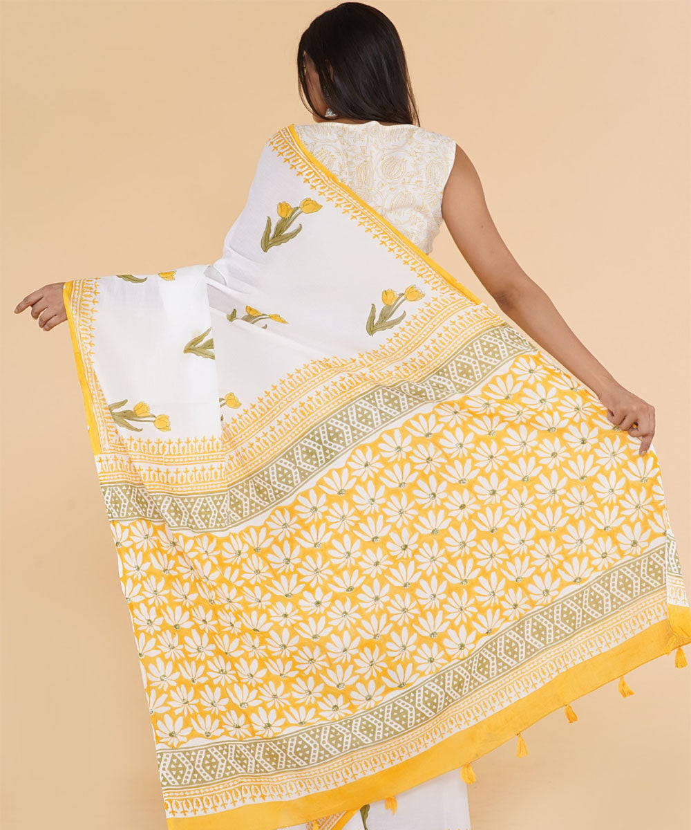 Yellow offwhite hand printed cotton sanganeri saree