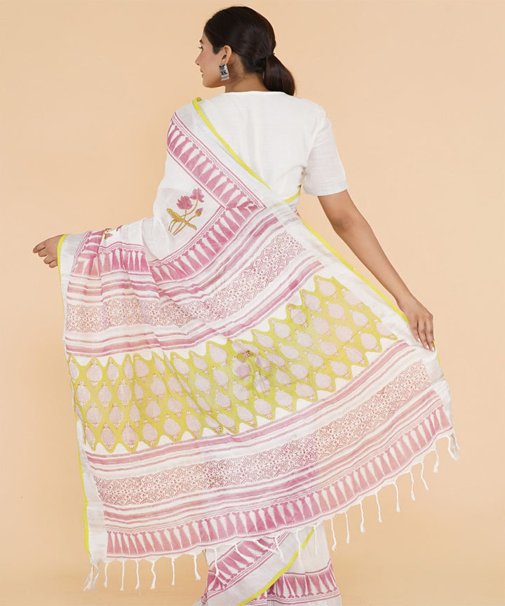 Pink offwhite hand sanganeri printed cotton saree