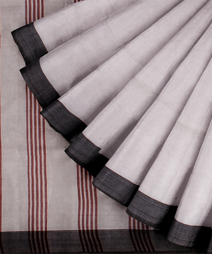 White red striped pallu cotton handwoven khadi saree