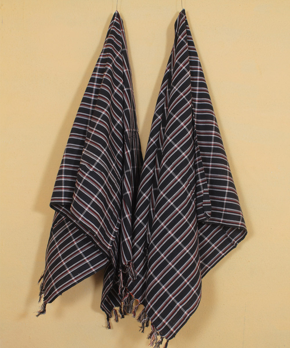 Grey grey checked handwoven cotton khadi bath towel (set of 2pcs)