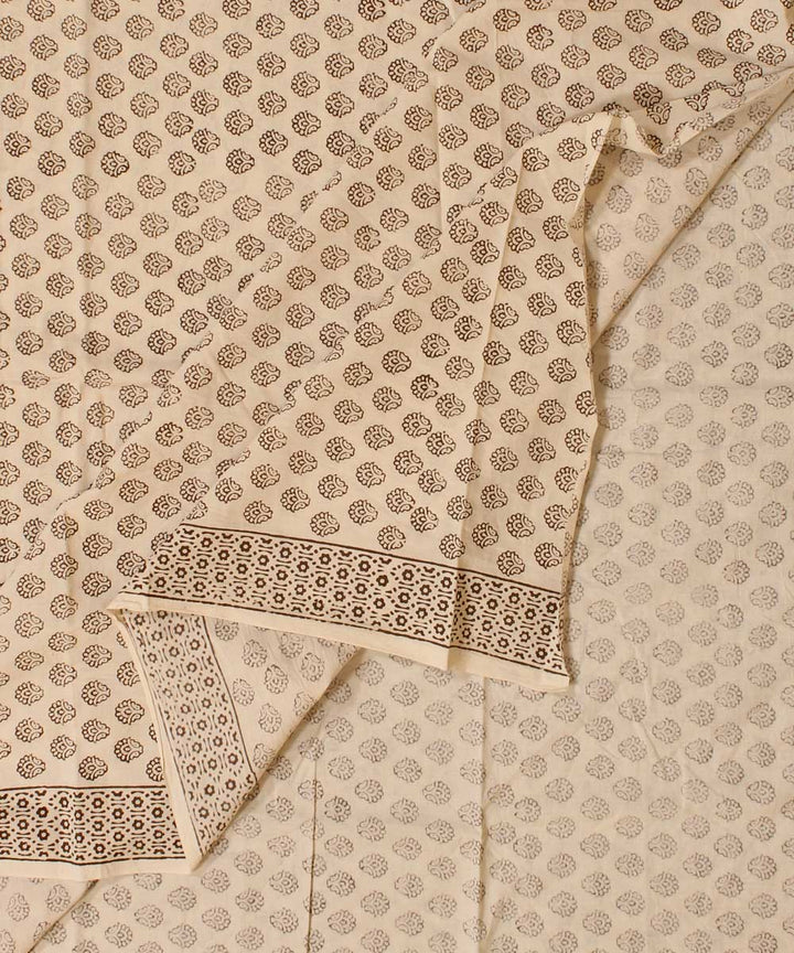 Cream floral hand block bagh printed cotton fabric