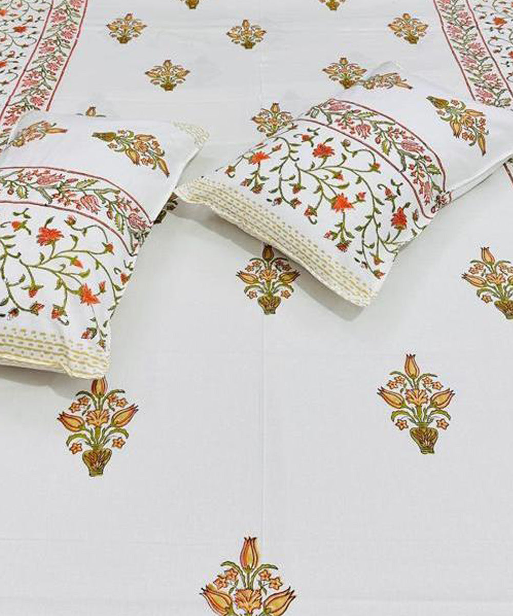 Multicolor white cotton sanganeri block printed king size bedsheet