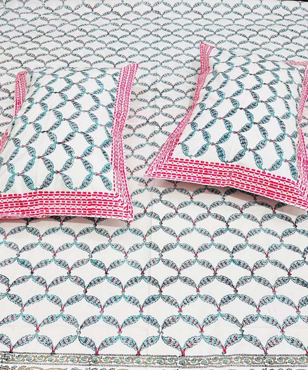 Pink all over sanganeri block printed cotton king size bedsheet