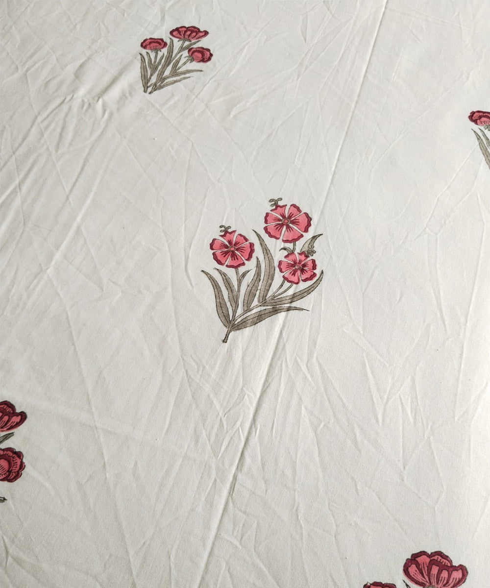 Red white hand block printed cotton double bed king size bedsheet