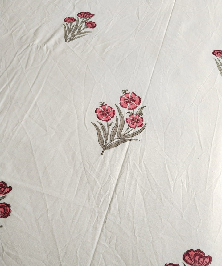 Red white hand block printed cotton double bed king size bedsheet