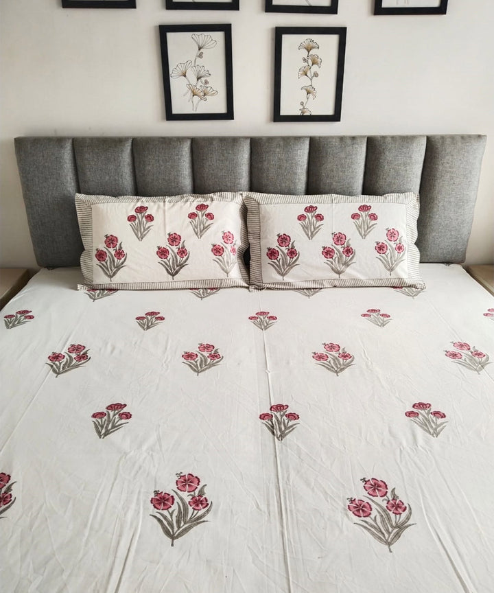 Red white hand block printed cotton double bed king size bedsheet