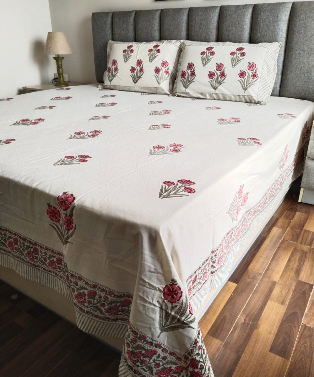 Red white hand block printed cotton double bed king size bedsheet