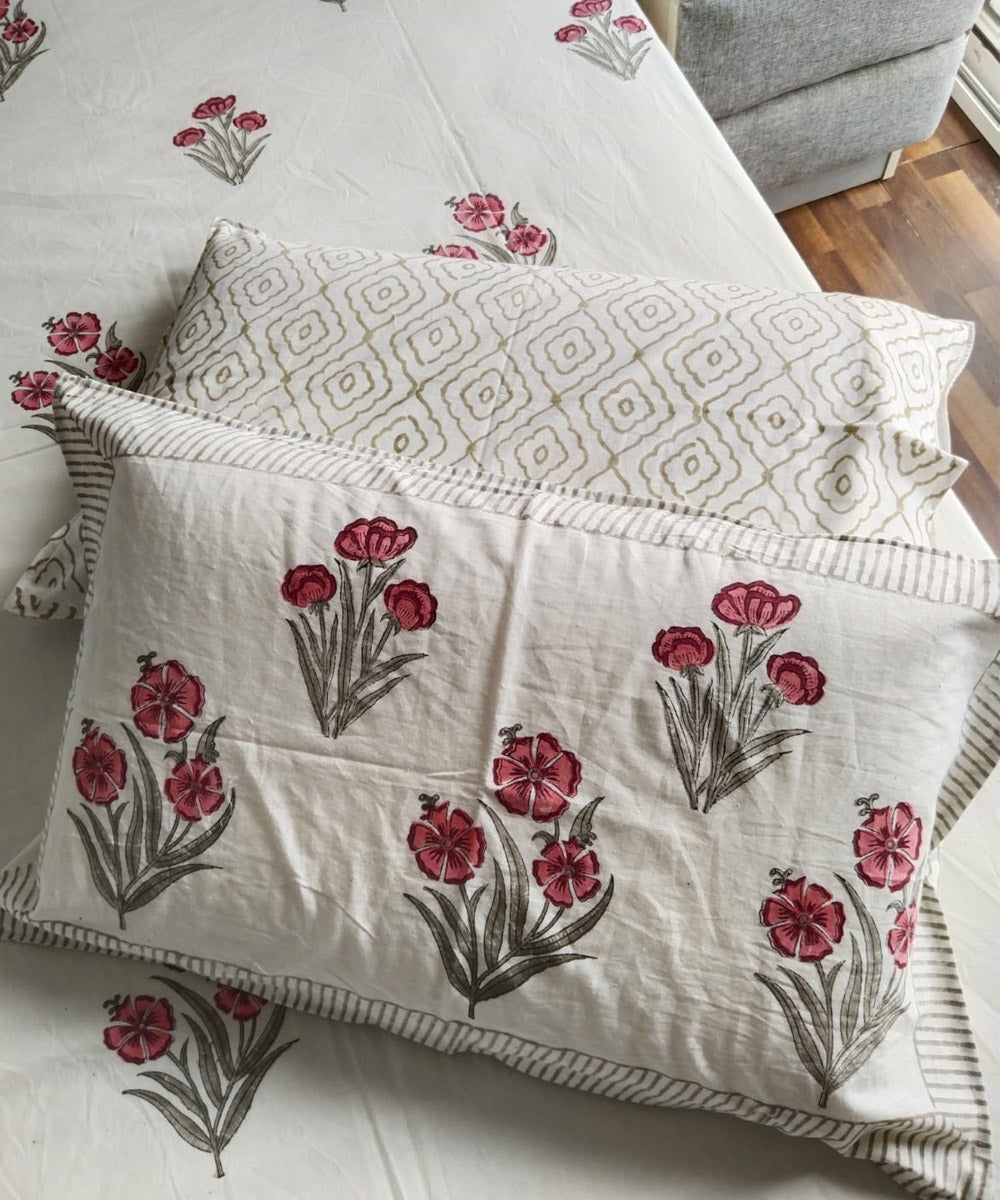 Red white hand block printed cotton double bed king size bedsheet