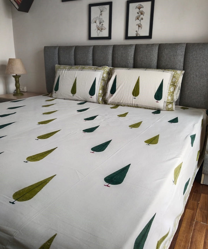 Multicolor hand block printed cotton double bed king size bedsheet