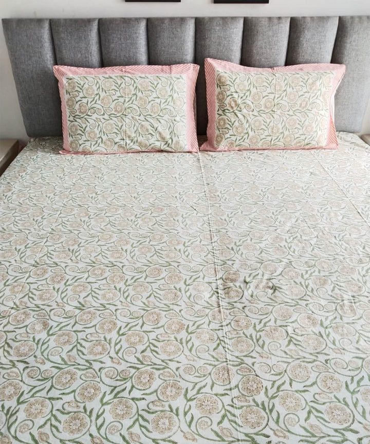 Multicolor offwhite white hand block printed cotton double bed bedsheet