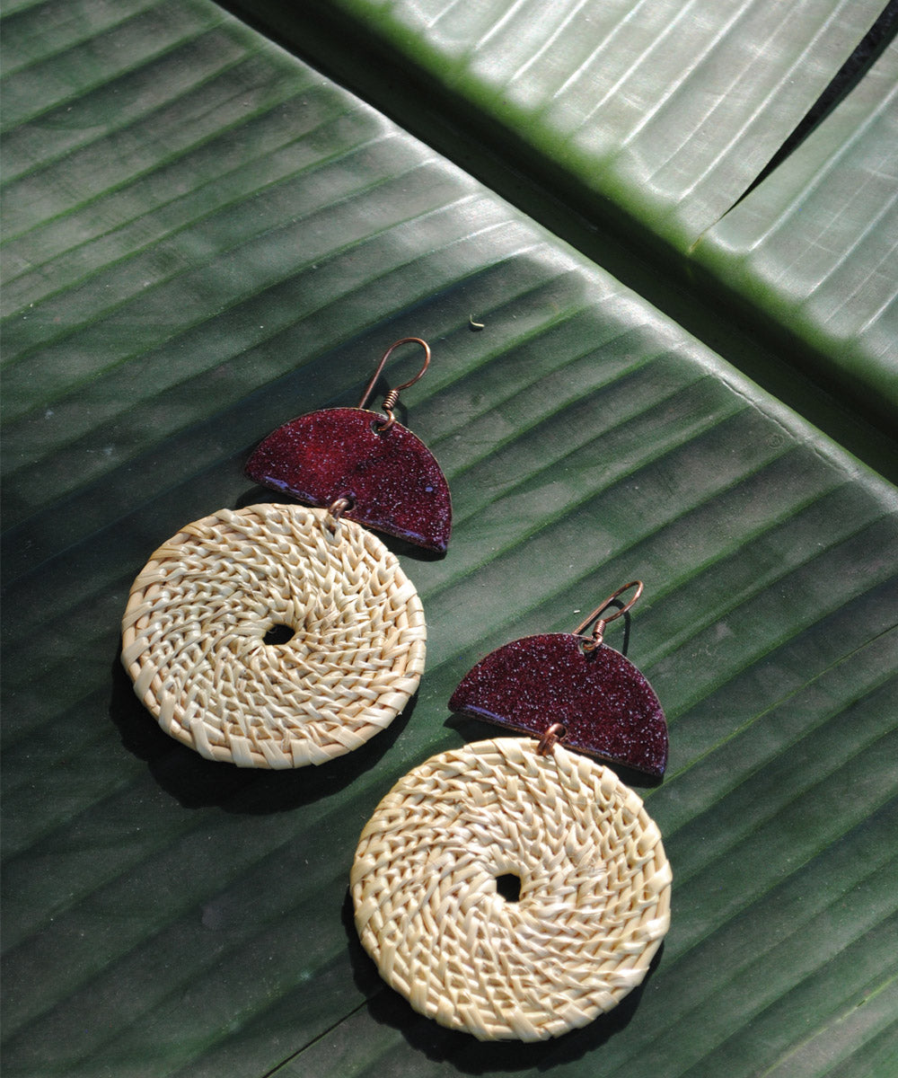 Beige red handcrafted golden grass earring
