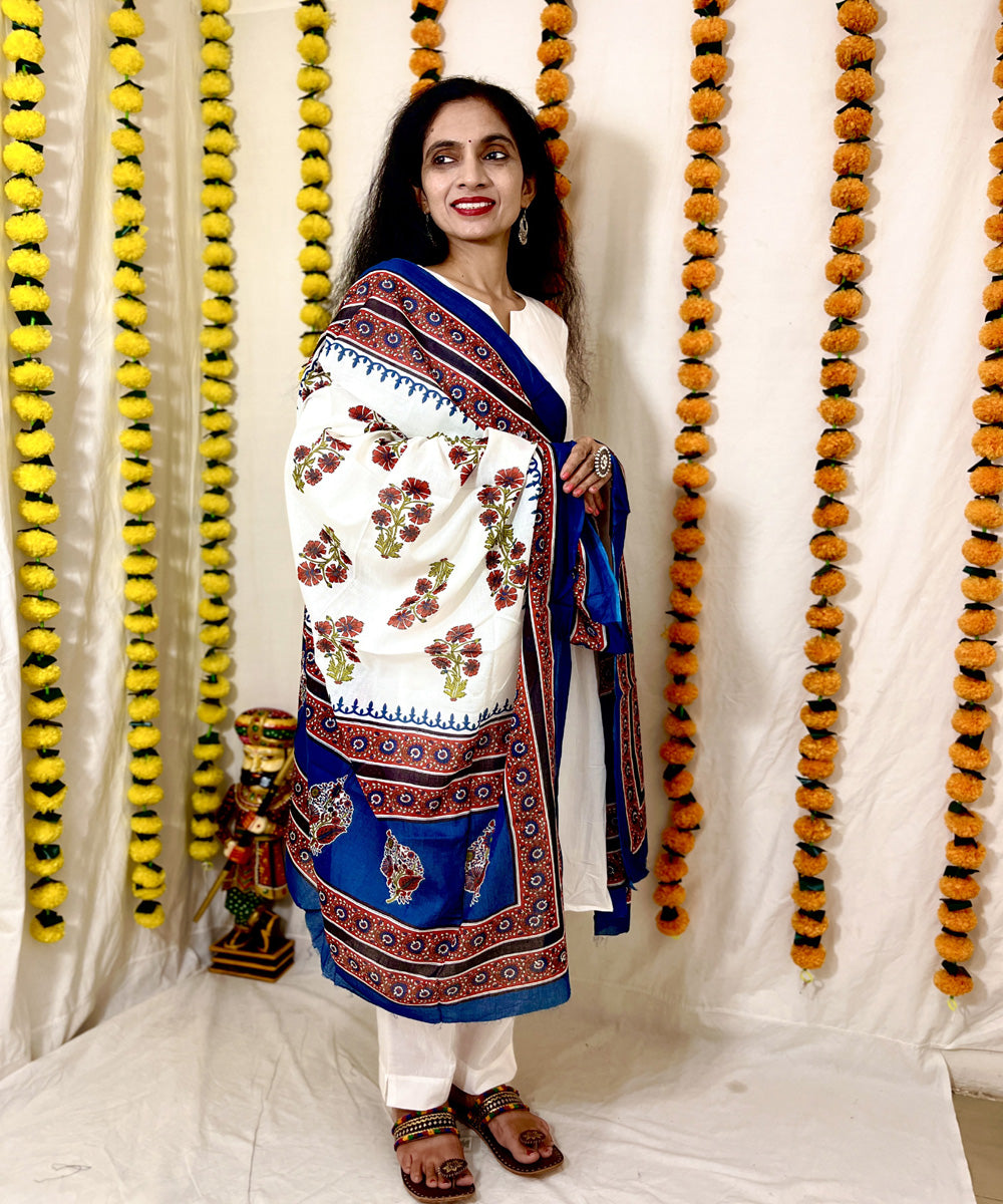 White blue hand block printed mul cotton dupatta