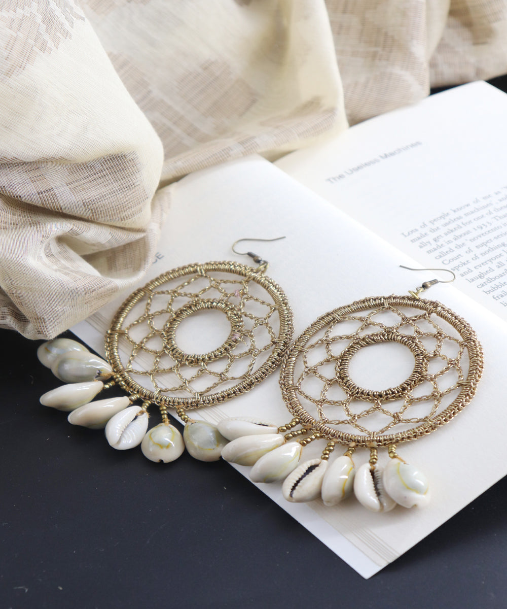 Crochet shell handcrafted earring