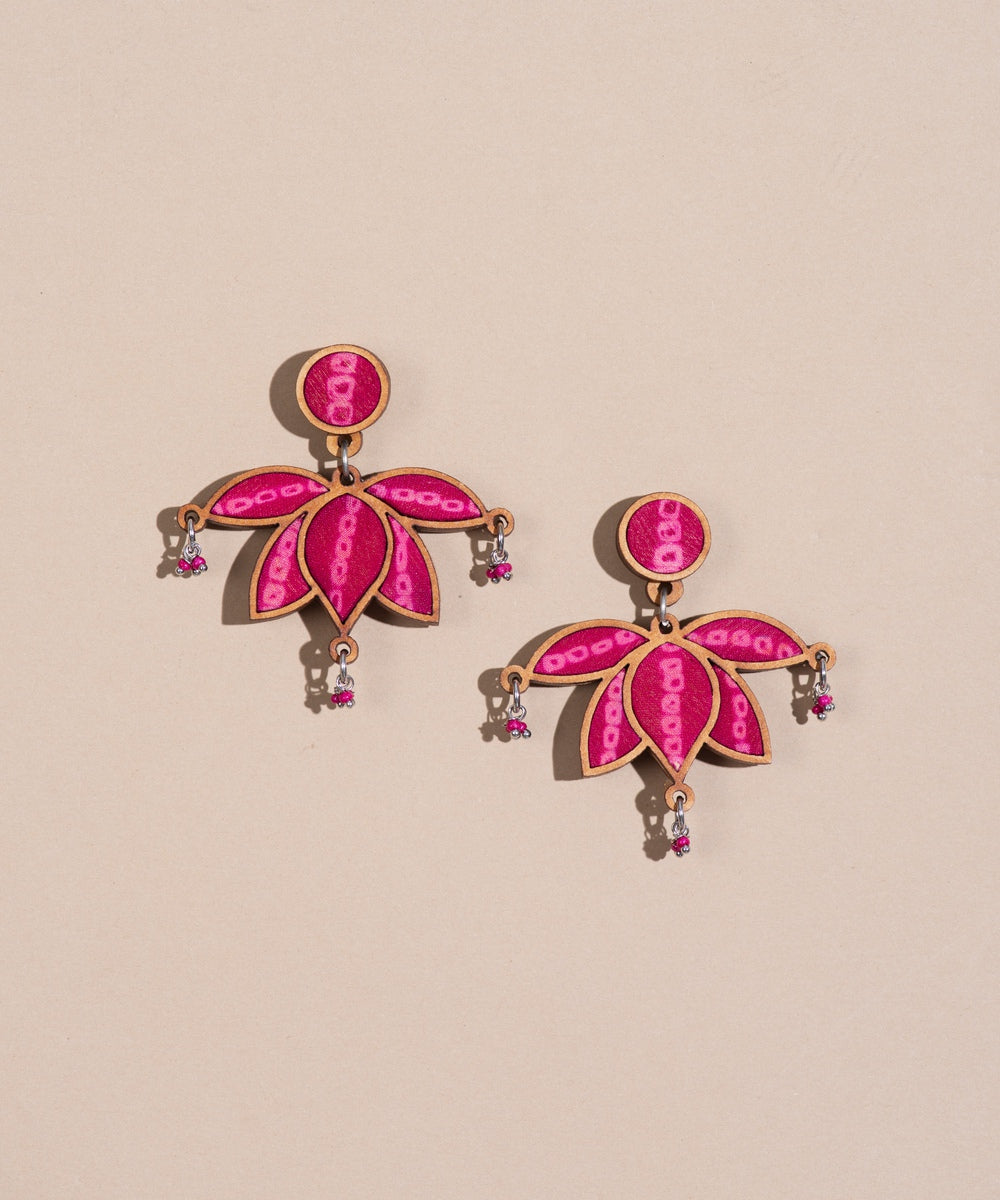 Pink handmade earring wood stud on bandhani fabric