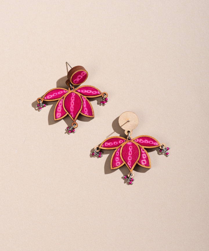Pink handmade earring wood stud on bandhani fabric