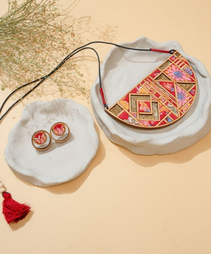 Pink bloom leaf motif repurposed fabric and wood necklace