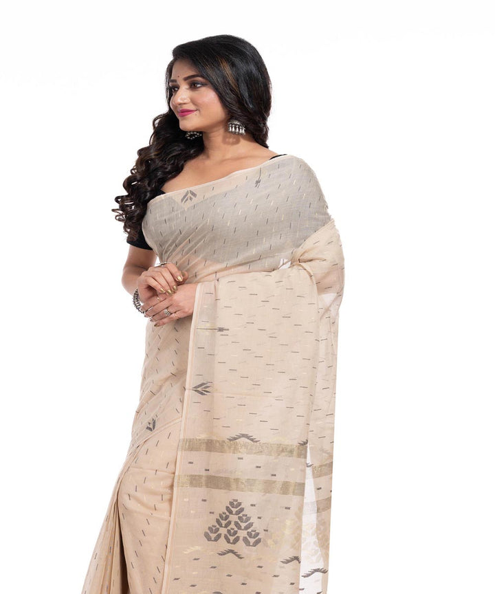 Cream cotton handwoven jamdani saree