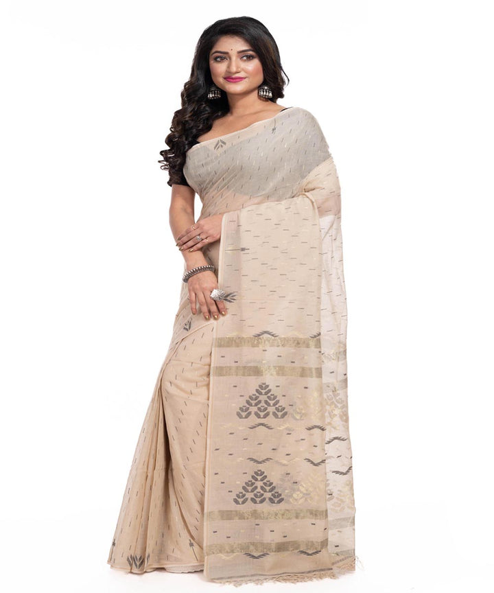 Cream cotton handwoven jamdani saree