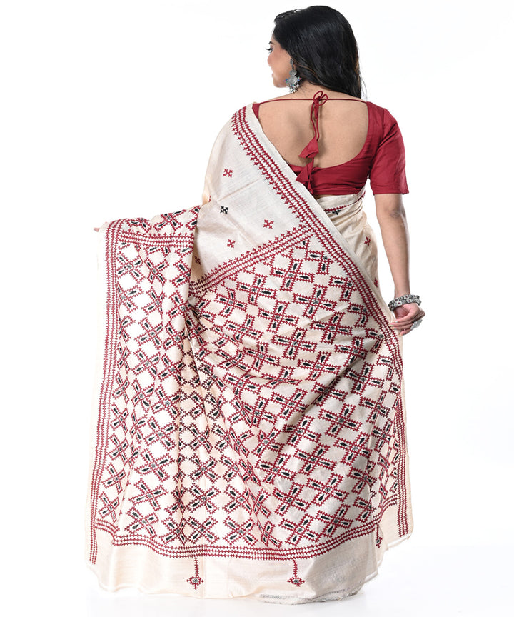 Offwhite multicolor tussar silk handwoven kantha stitch saree