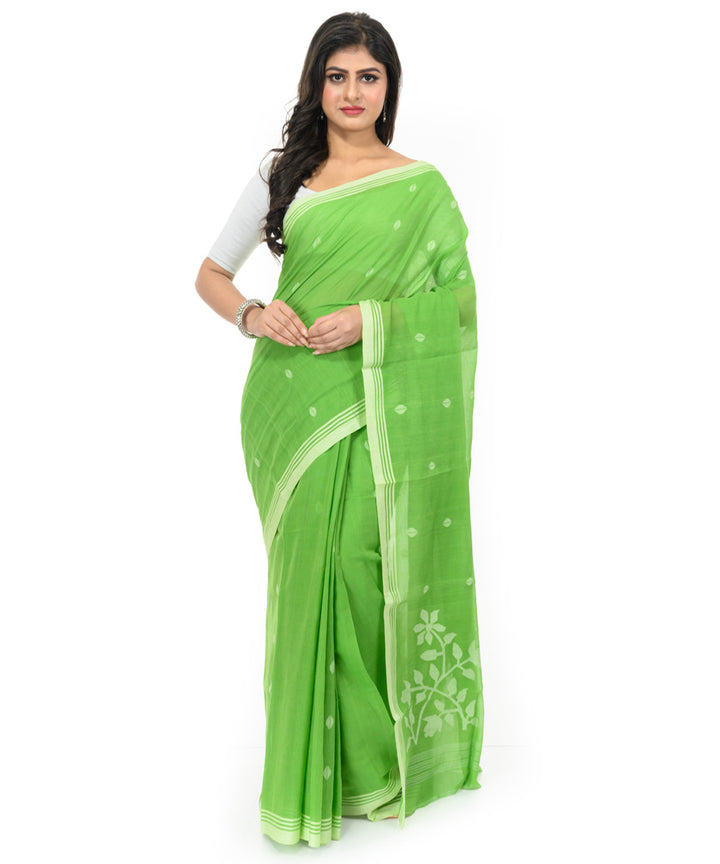 Dark green hand woven bengal cotton saree