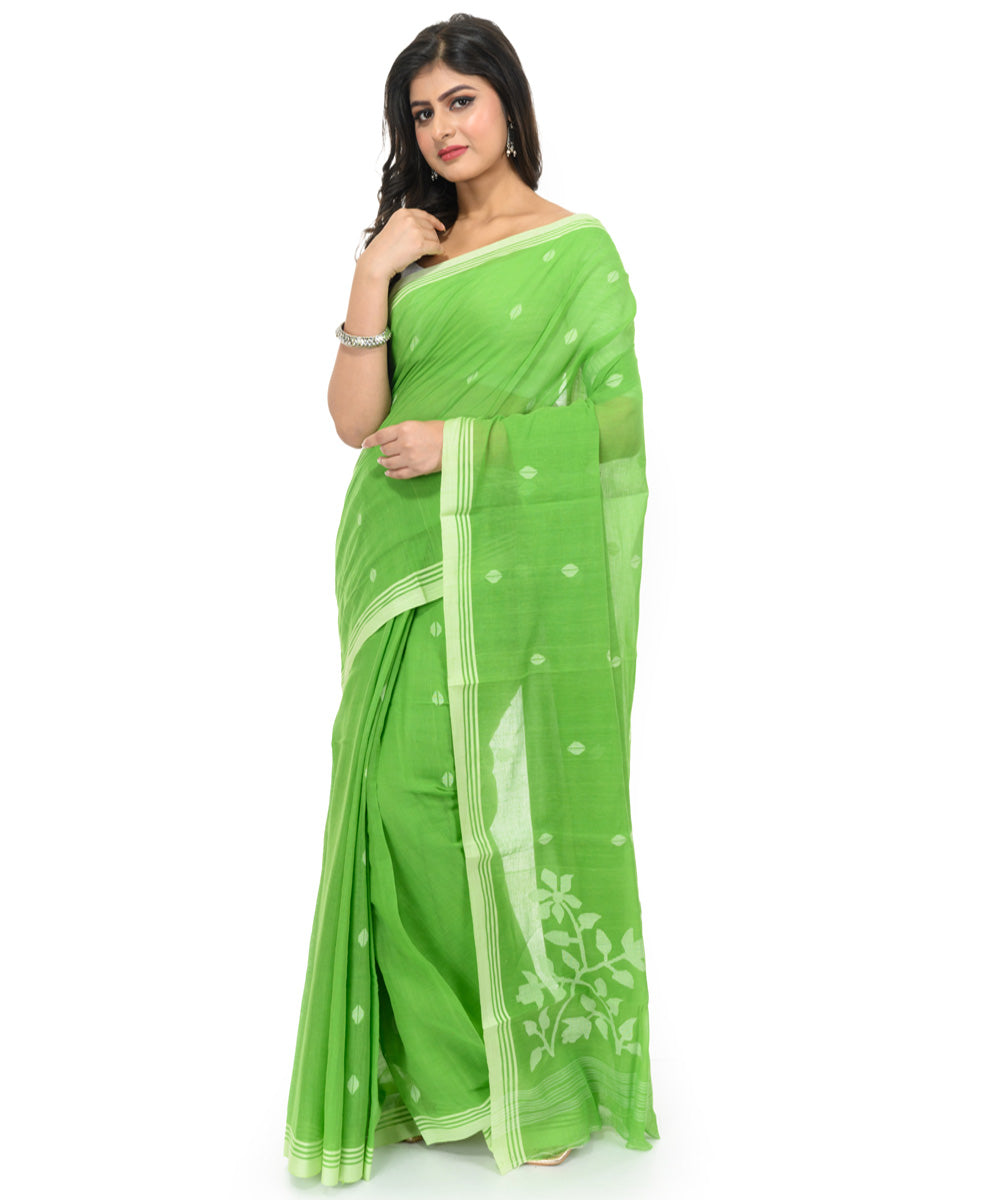 Dark green hand woven bengal cotton saree