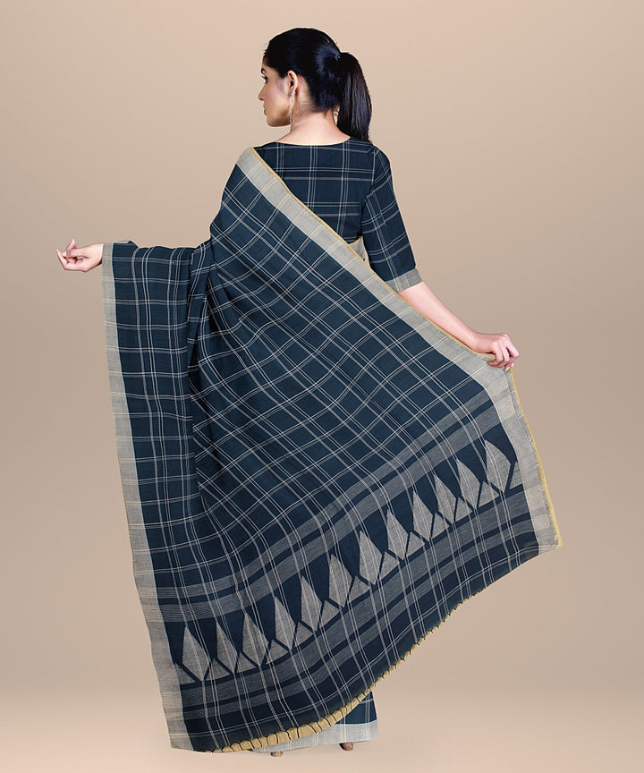 Navy blue offwhite handloom jamdani soft cotton saree