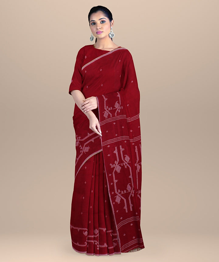 Red offwhite handloom jamdani soft cotton saree