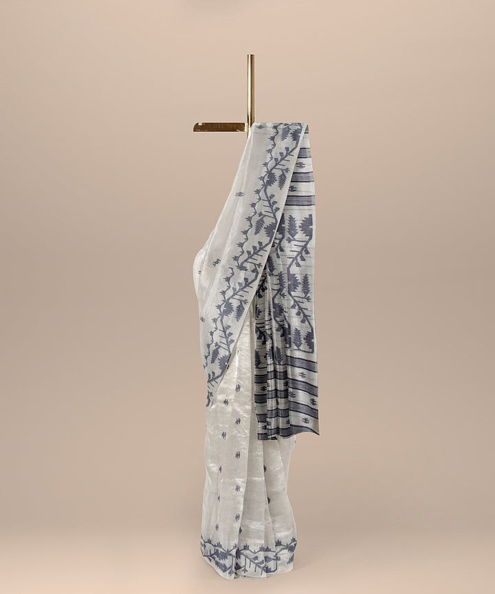 Offwhite navy blue handloom jamdani soft cotton saree