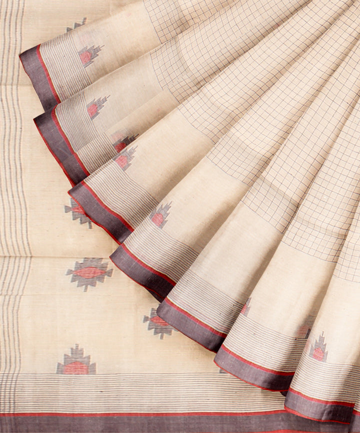 Off white grey red handloom jamdani cotton saree