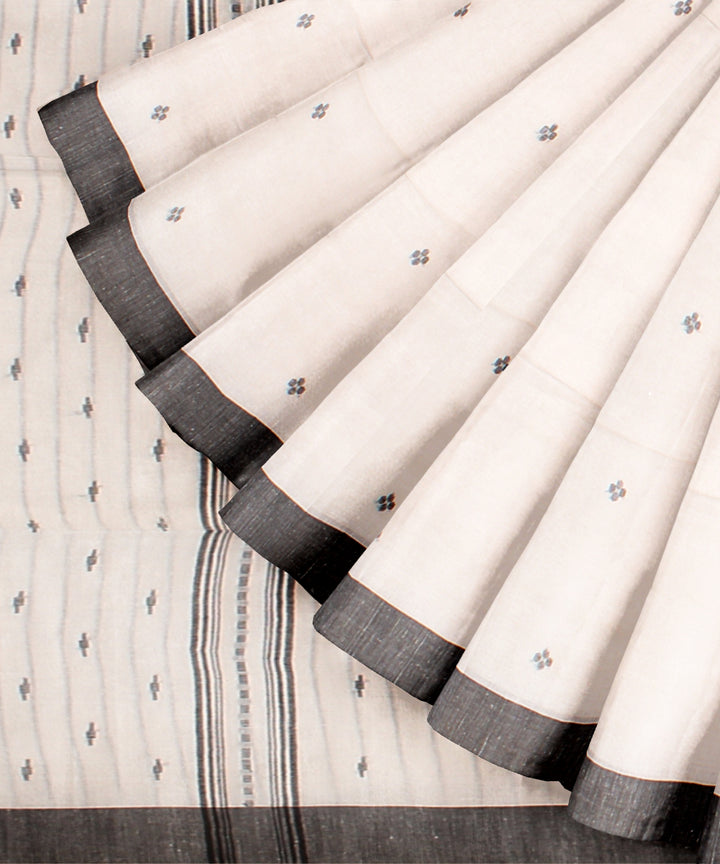 White grey handloom jamdani cotton saree
