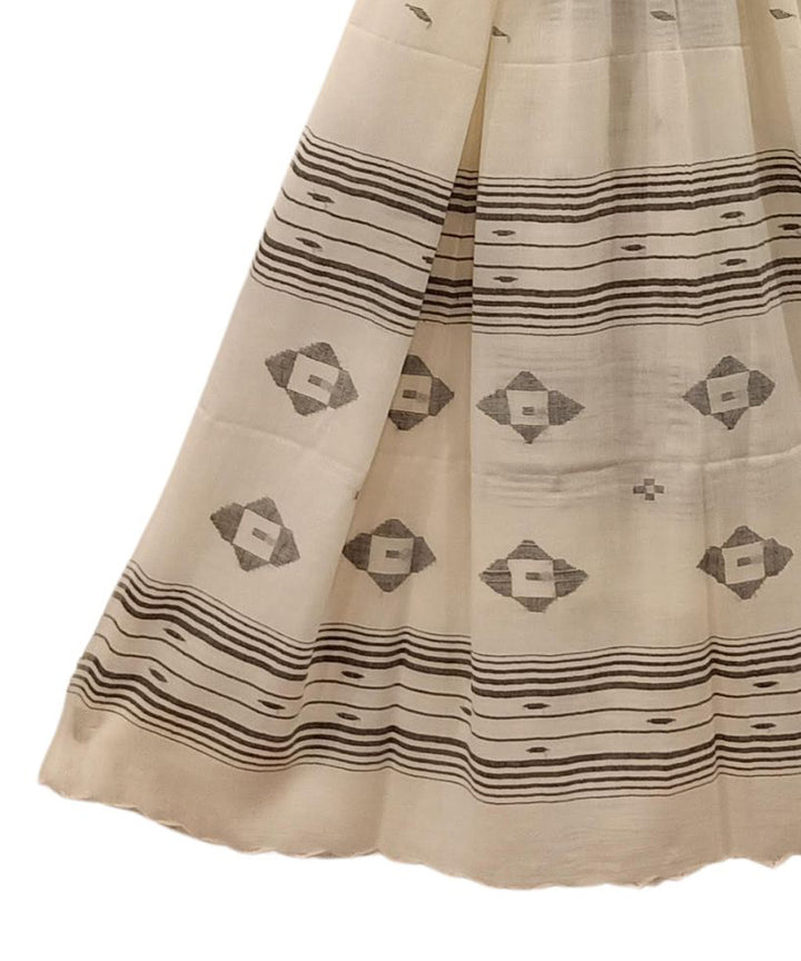 Offwhite handloom cotton jamdani stole