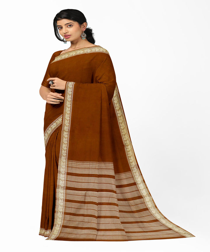 Brown handwoven cotton bandar saree