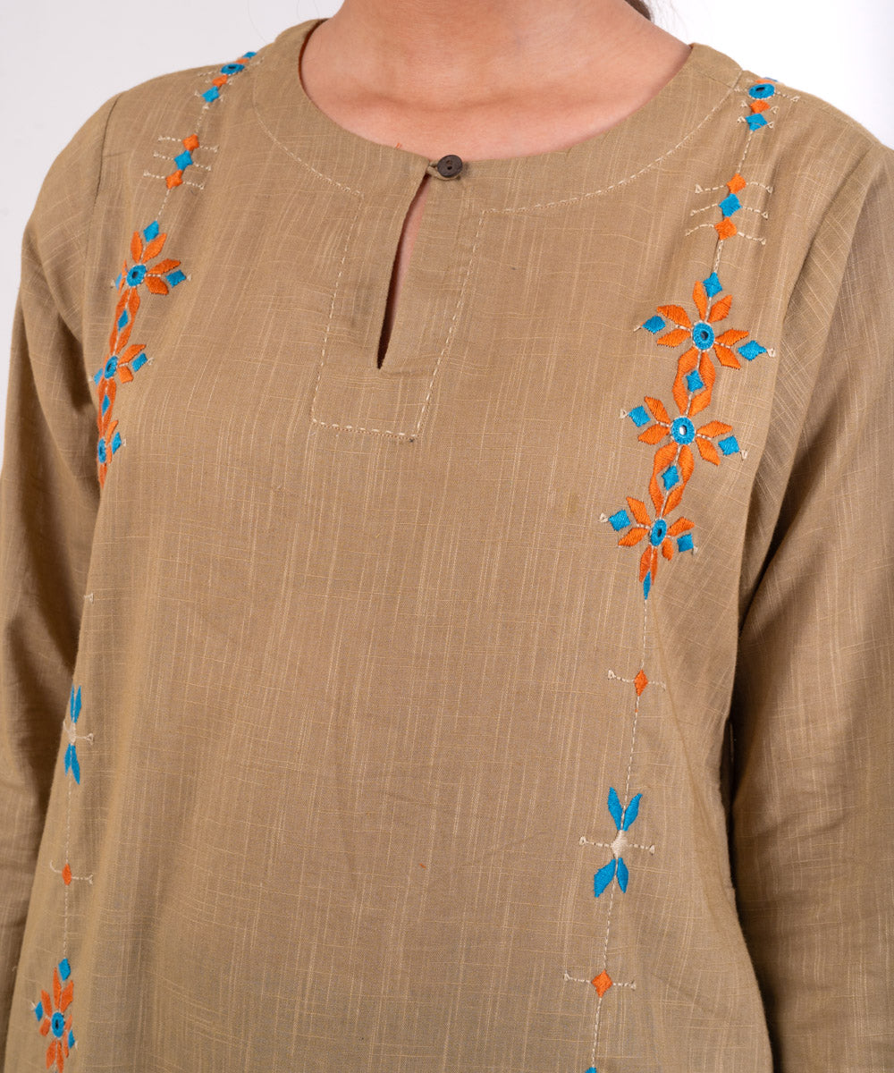 Beige hand embroidered cotton straight kurta