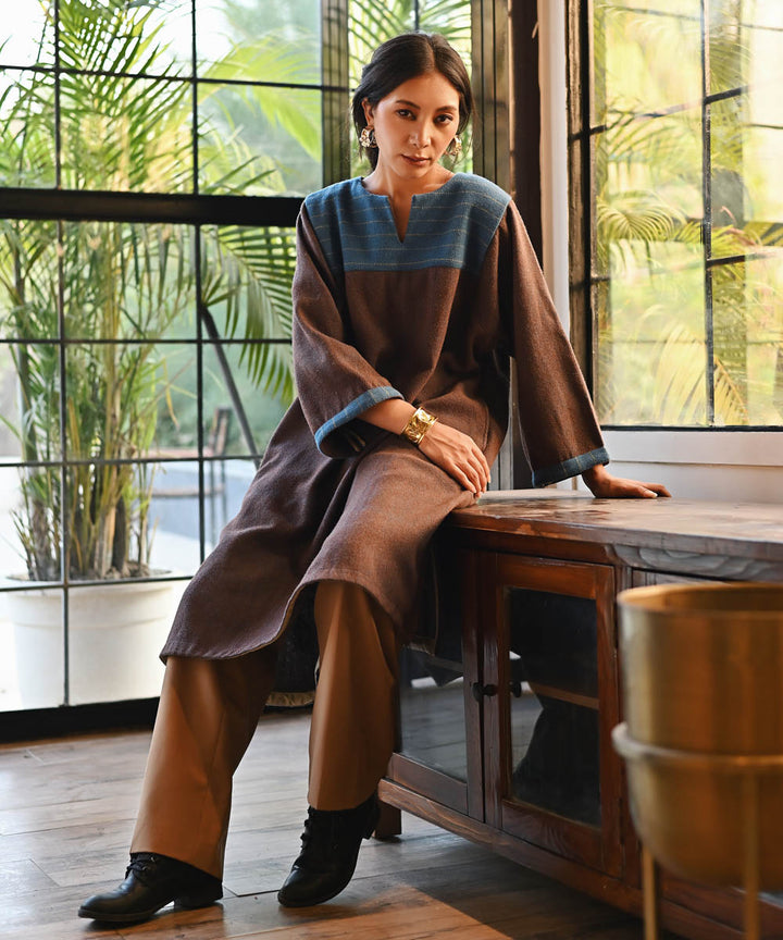 Brown handwoven woolen full sleeve pheran
