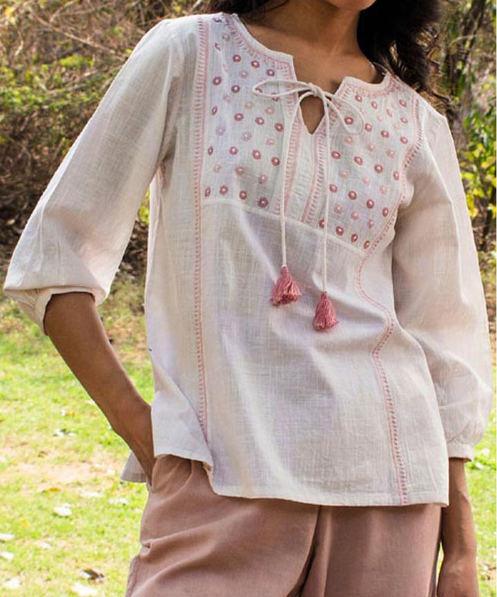 Offwhite handembriodery chikankari cotton round neck top