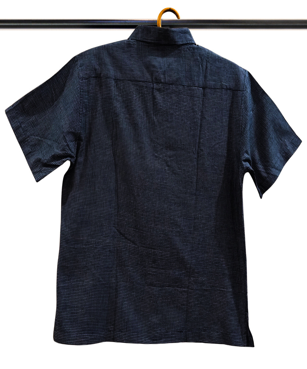 Naby blue white half sleeve checks shirt
