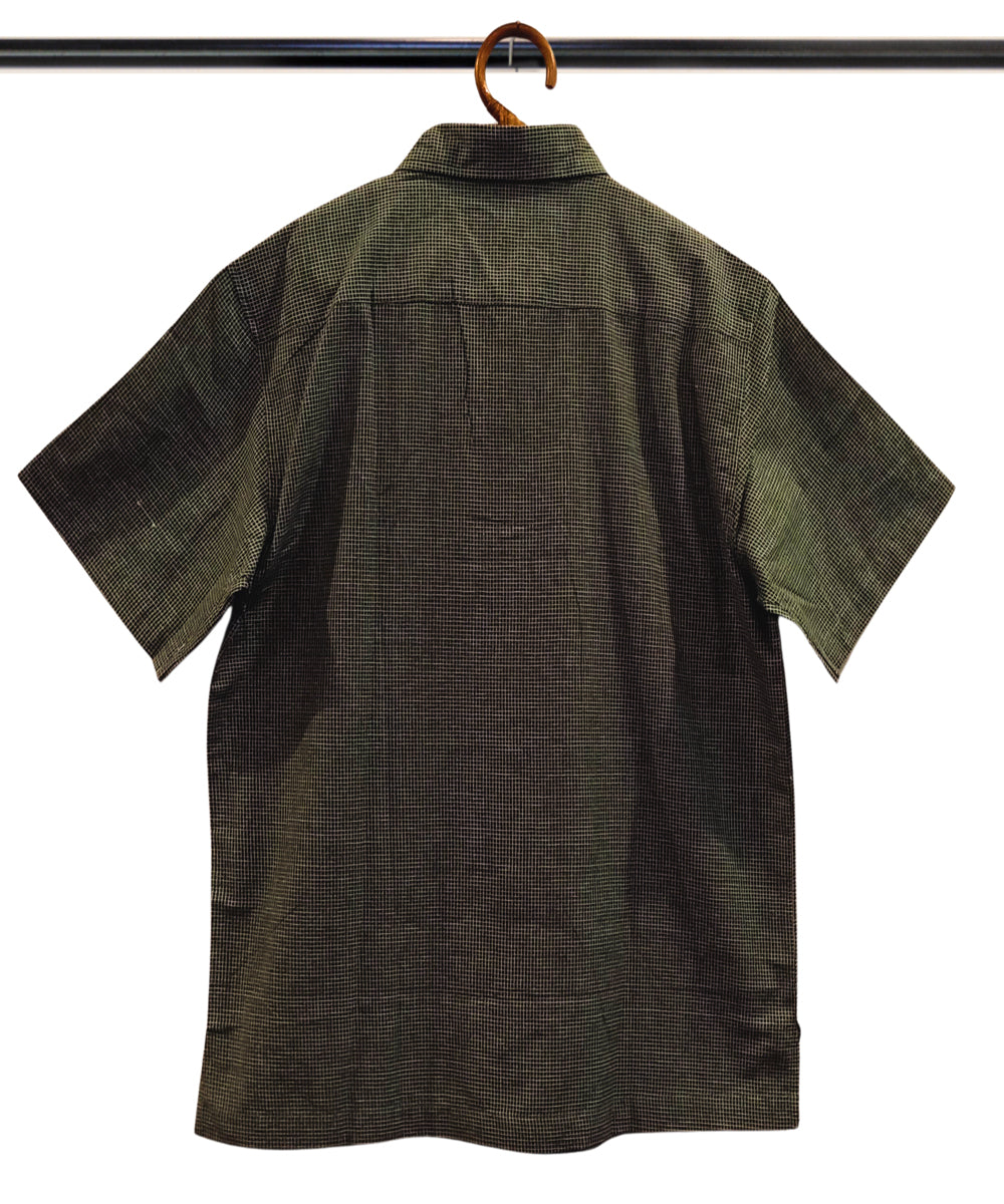 Pista green white half sleeve checks shirt