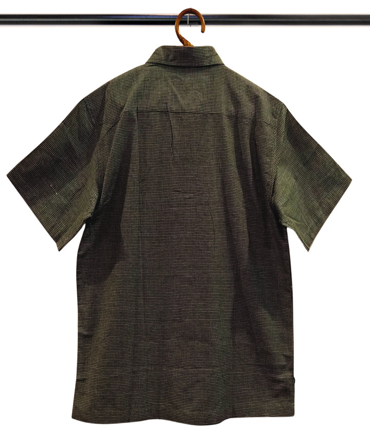 Pista green white half sleeve checks shirt