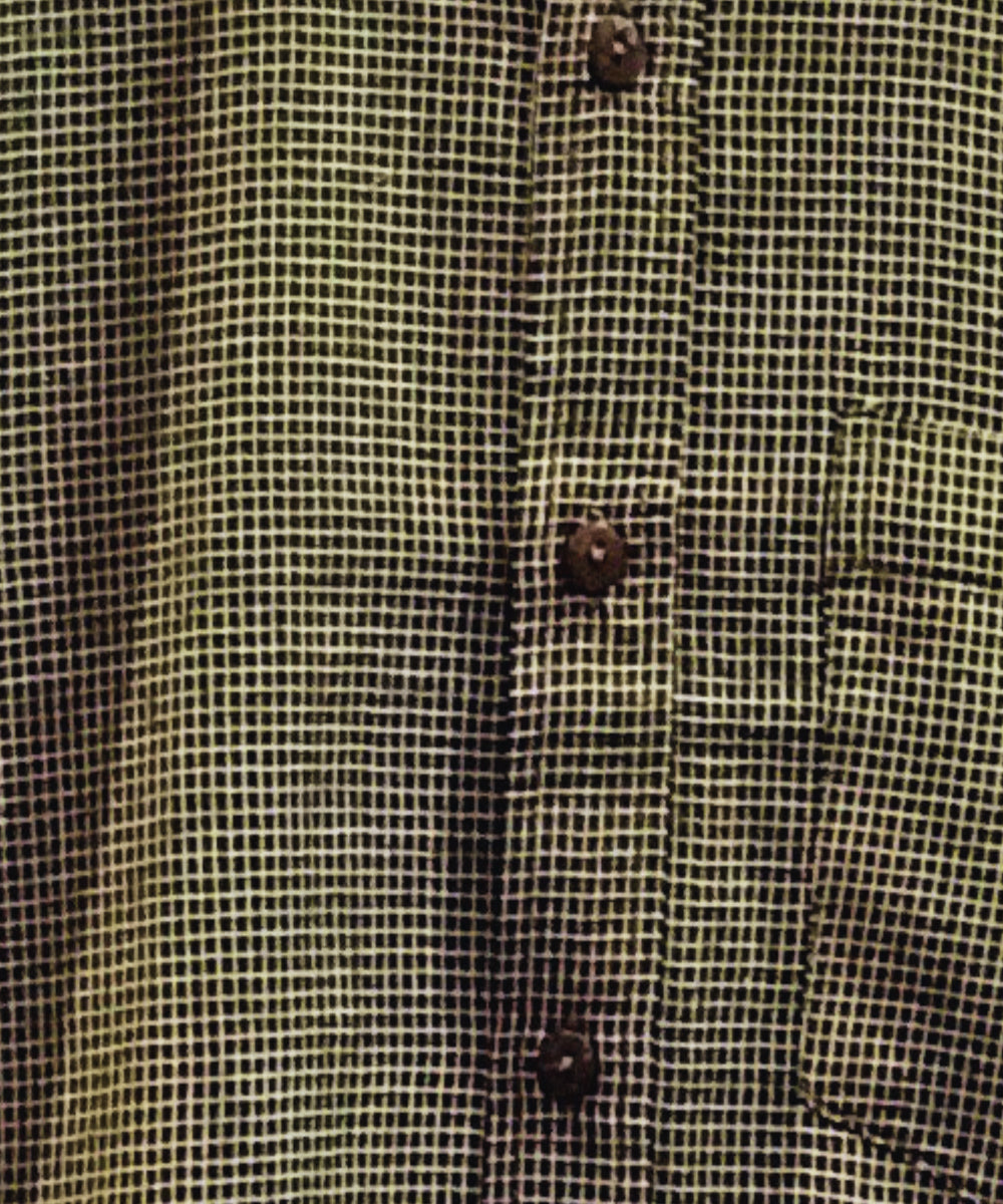 Pista green white half sleeve checks shirt