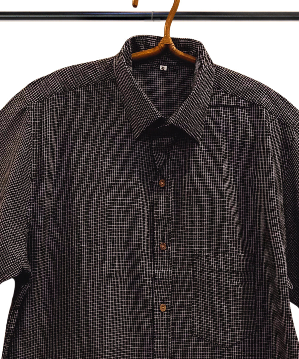 Half sleeve black white checks shirt