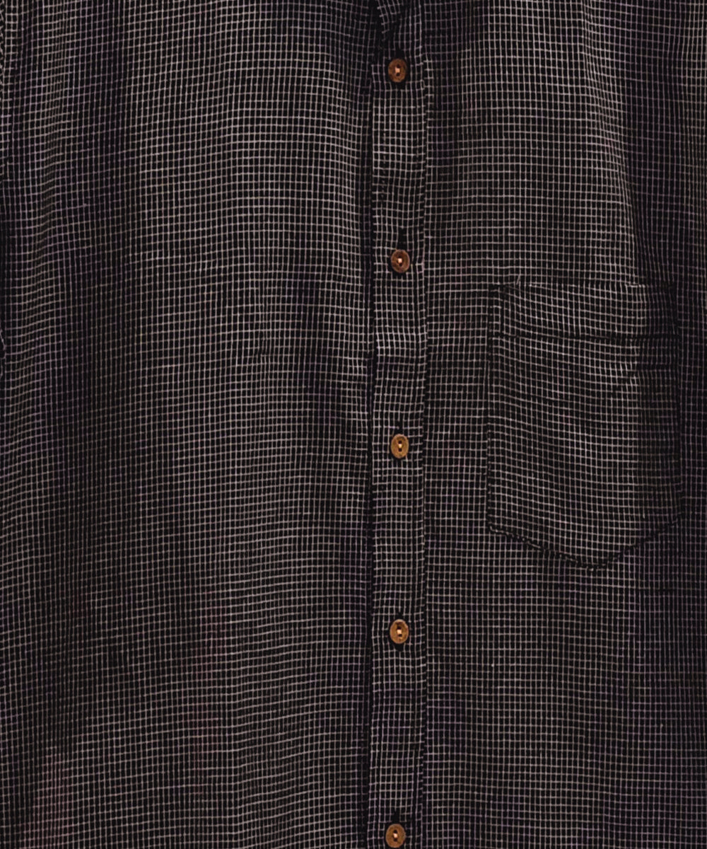Half sleeve black white checks shirt