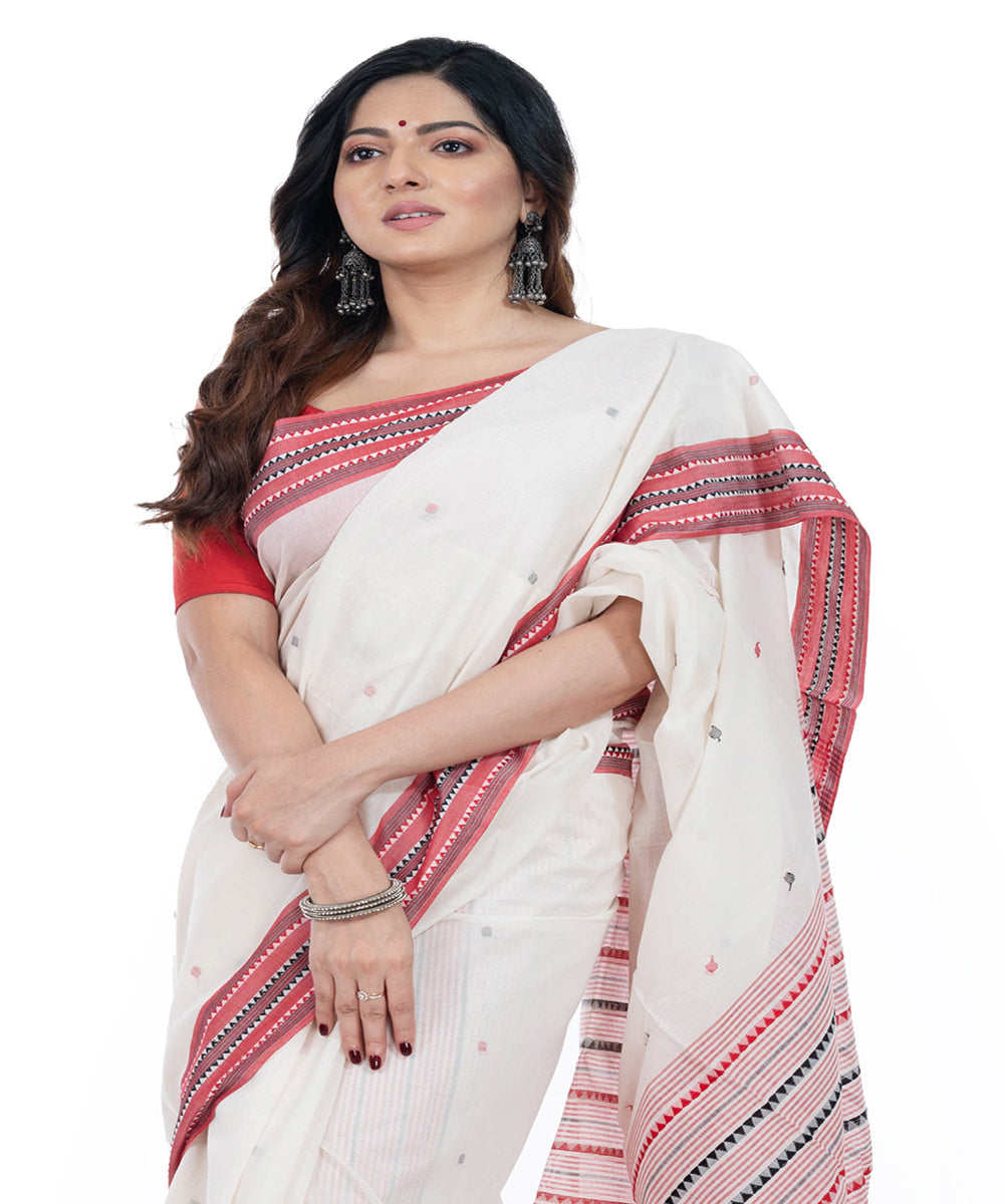 White brown handwoven cotton tangail saree