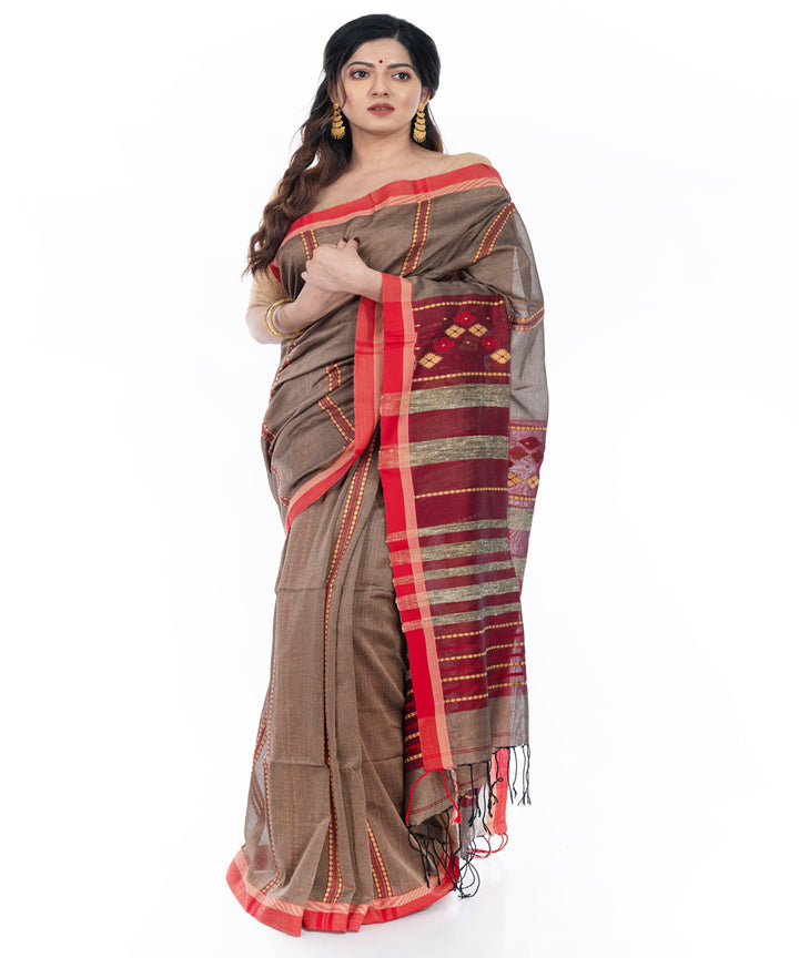 Grey red handwoven cotton tangail saree