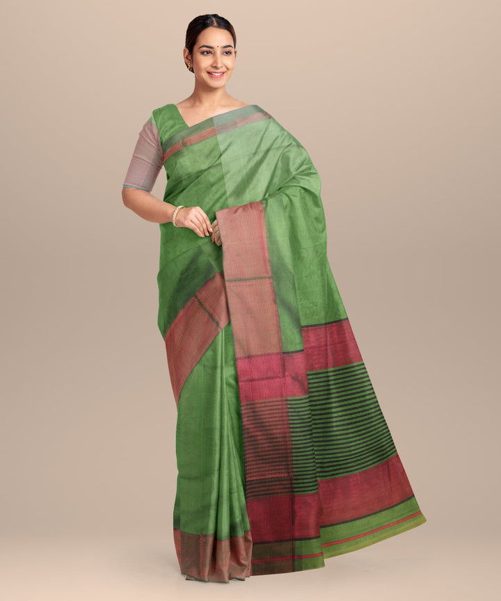 Green red handloom cotton silk maheshwari saree