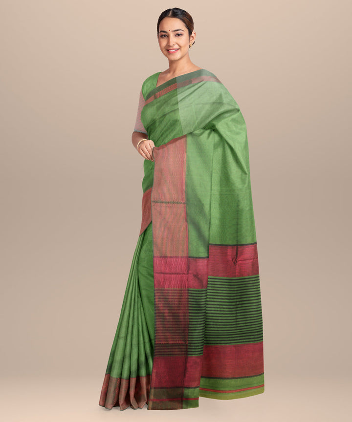 Green red handloom cotton silk maheshwari saree