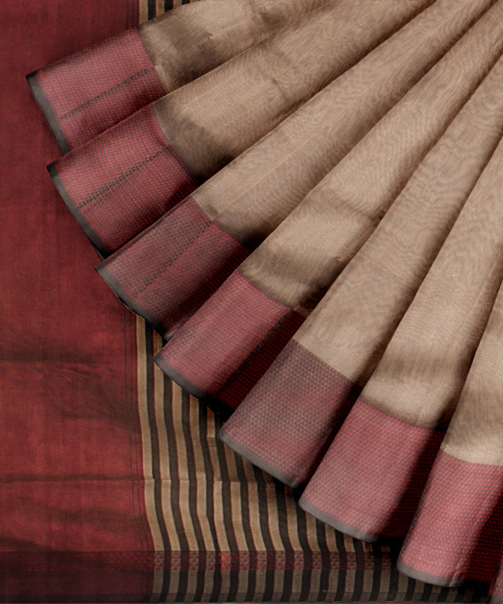 Beige red maheshwari handloom cotton silk saree
