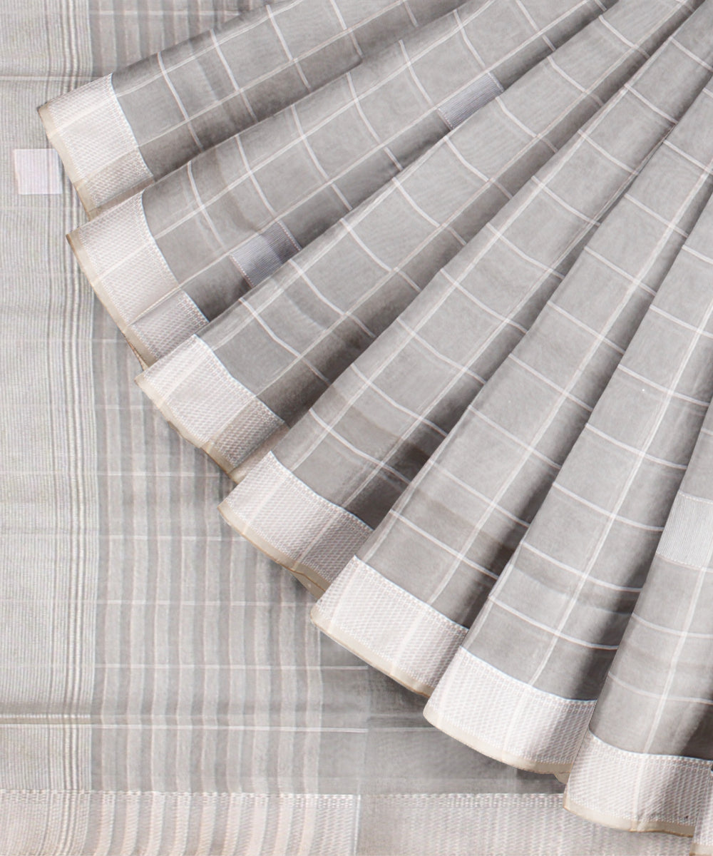 Light grey blue maheshwari handloom cotton silk saree